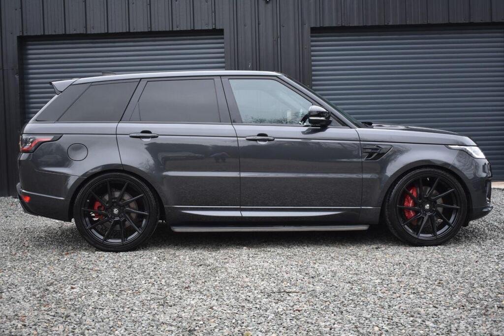 
								2019 Range Rover Sport P400e HSE Dynamic full									