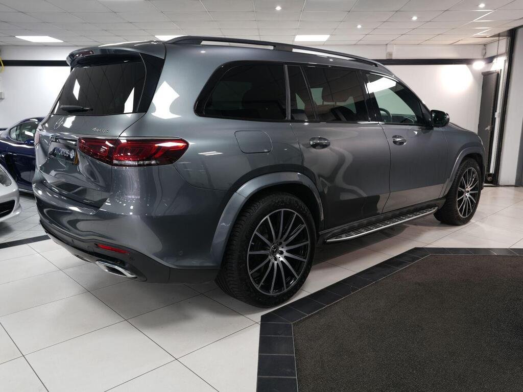 
								2022 Mercedes-Benz GLS400d Night Edition full									