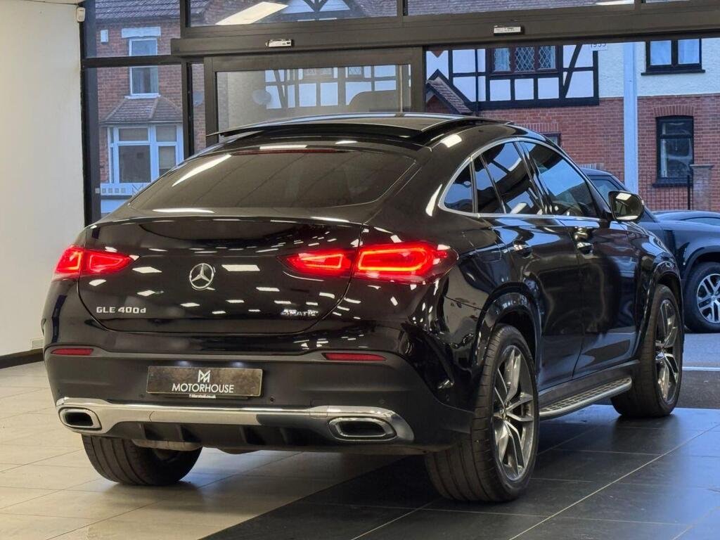 
								2020 Mercedes-Benz GLE400d AMG Line full									
