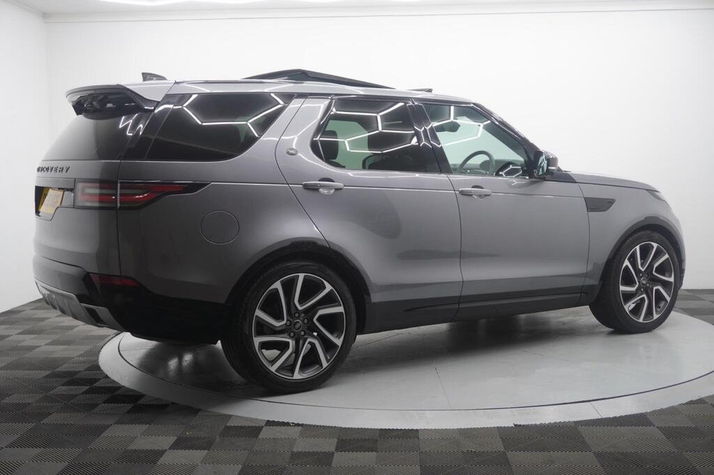 
								2020 Land Rover Discovery SD4 HSE Luxury full									