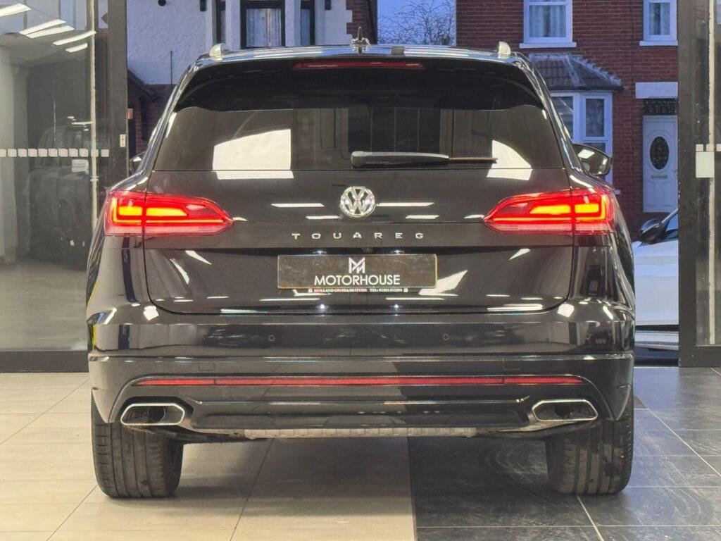 
								2019 Volkswagen Touareg TDI R-Line 4Motion full									