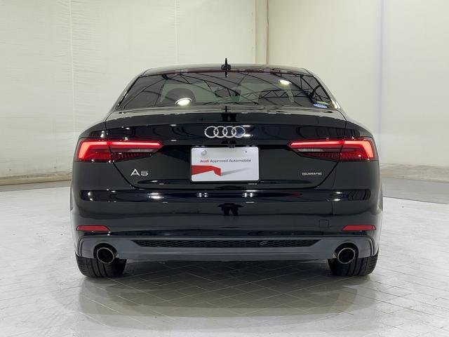 
								2019 Audi A5 45TFSI Quattro Sport full									
