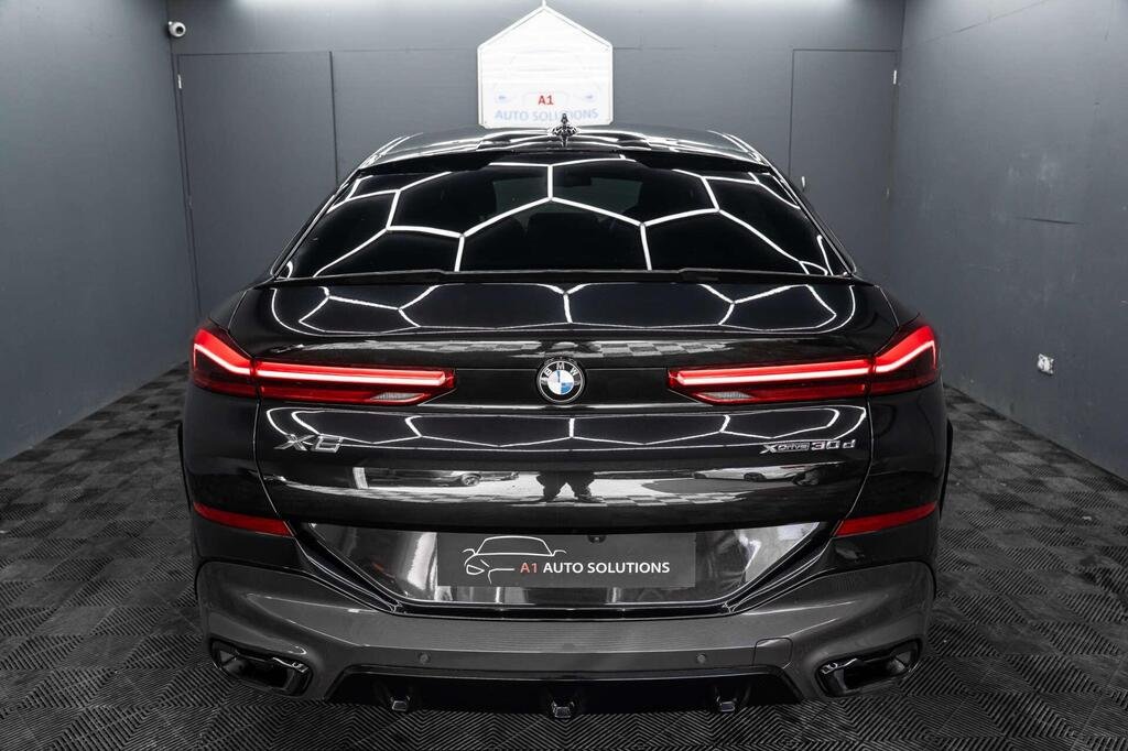
								2020 BMW X6 30d M Sport Coupe full									