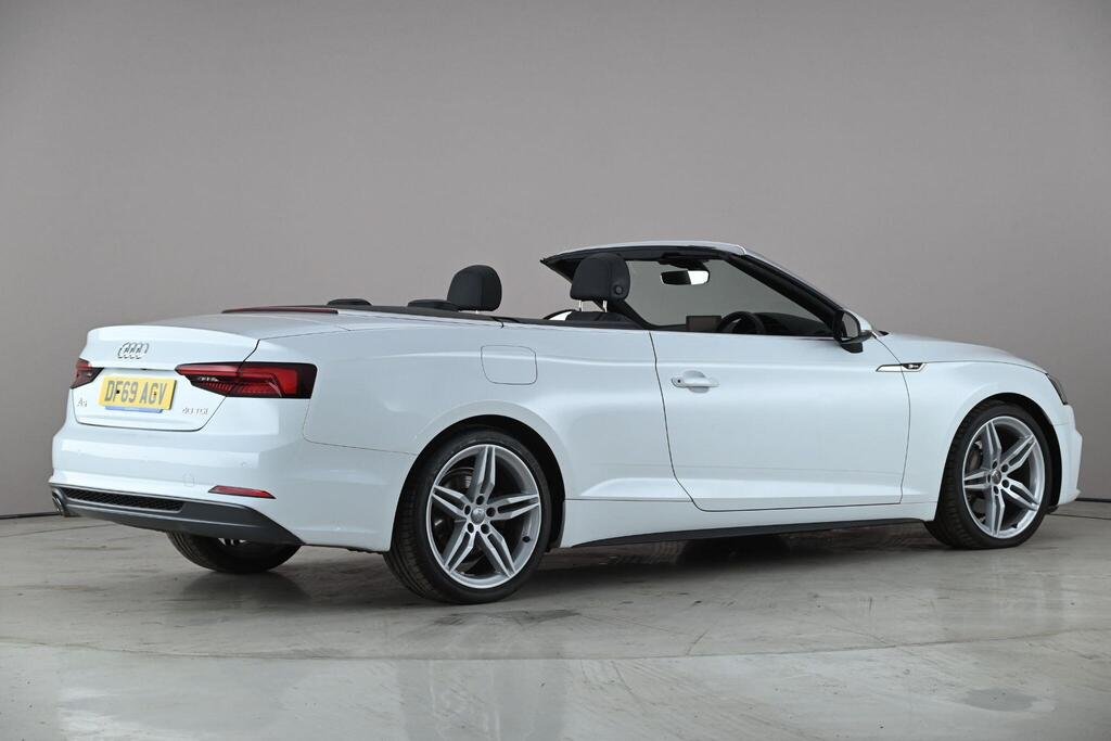 
								2019 Audi A5 Cabriolet 40 TDI S Line full									