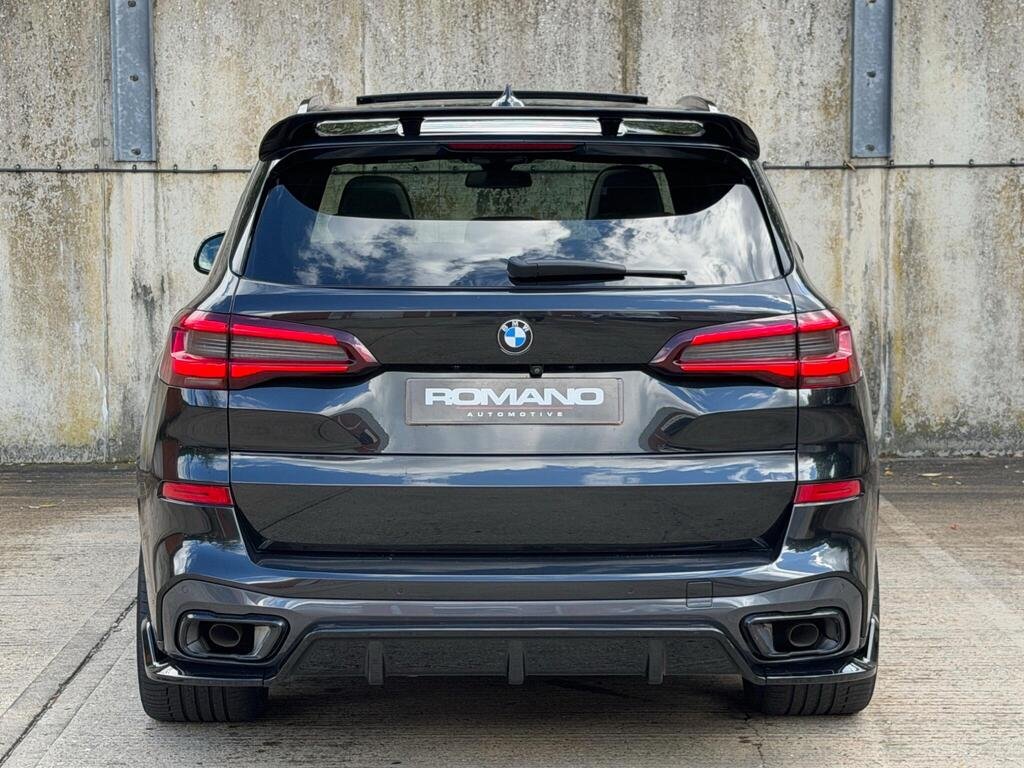 
								2022 BMW X5 30d M Sport xDrive full									