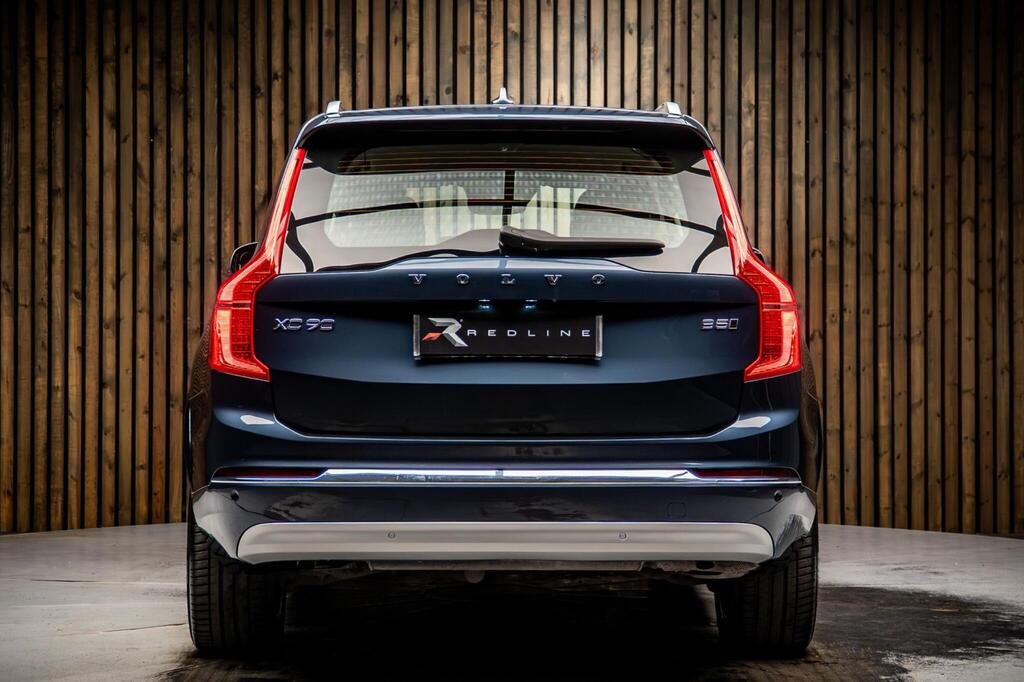 
								2022 Volvo CX90 B5 Inscription full									