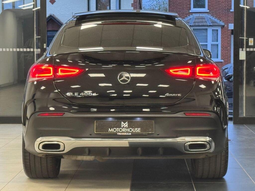 
								2020 Mercedes-Benz GLE400d AMG Line full									