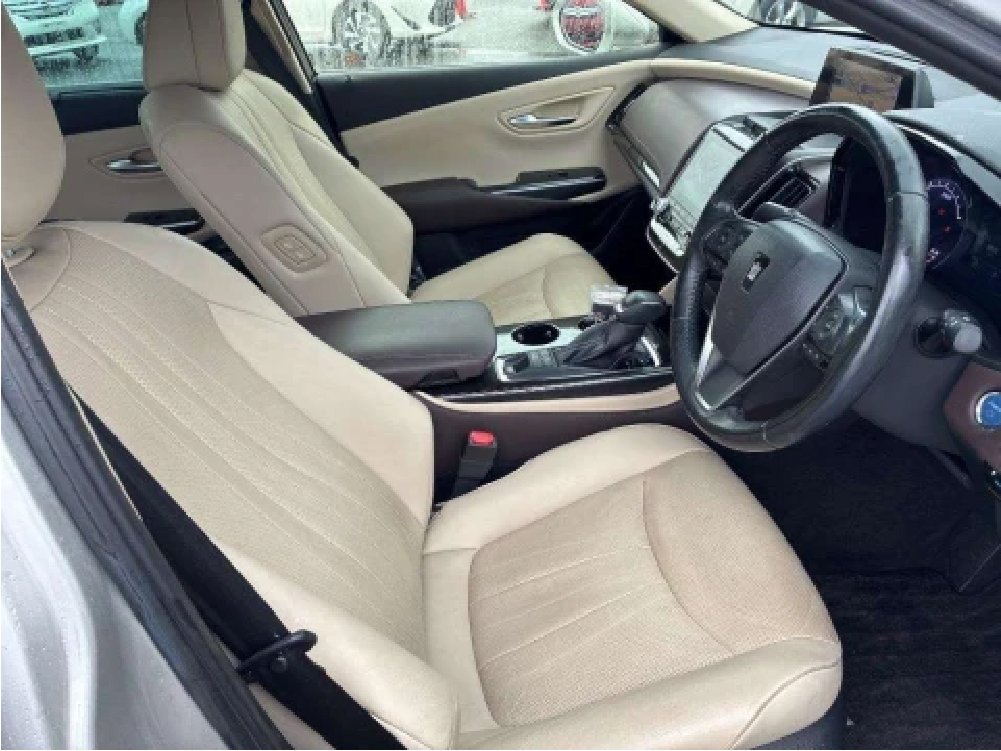 2019 Toyota Crown Hybrid G