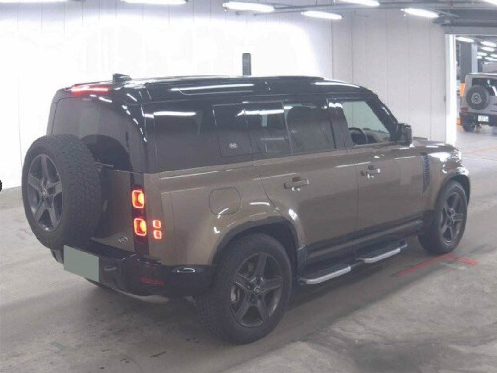 2022 Land Rover Defender 110 D300 X Dynamic SE