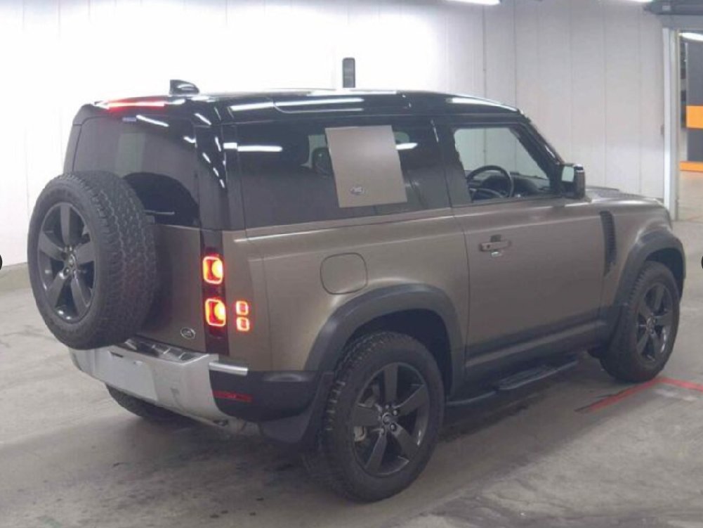 
								2021 Land Rover Defender 90 P300 full									