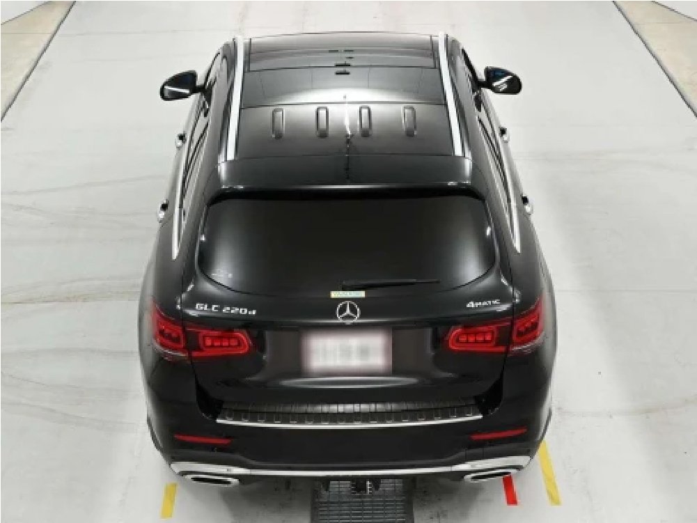 
								2021 Mercedes Benz GLC220d 4Matic AMG Line full									