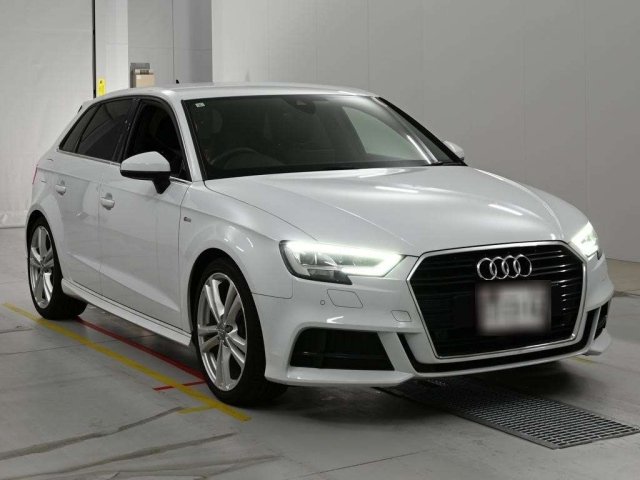 2019 Audi A3 Sportback 30 TFSI S Line