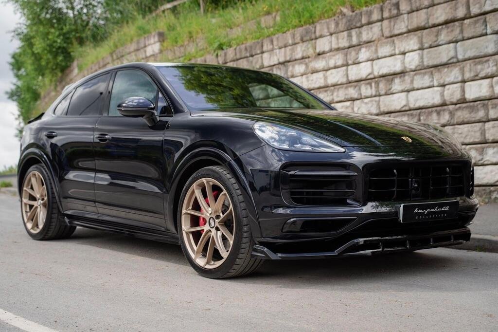 2020 Porche Cayenne GTS Coupe Sport Chrono Package