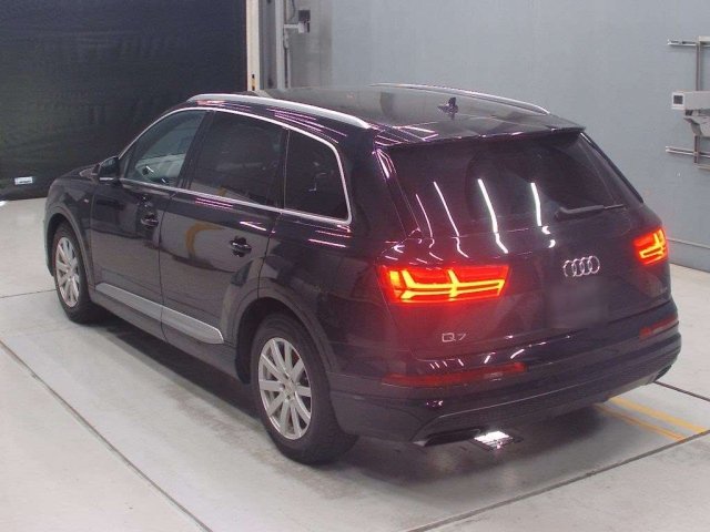 
								2019 Audi Q7 45 TFSI Quattro S Line full									
