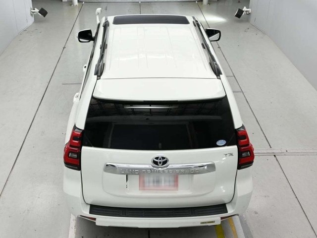 
								2019 Toyota Land Cruiser Prado TX full									