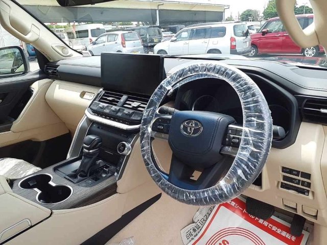 2023 Land Cruiser 300 ZX