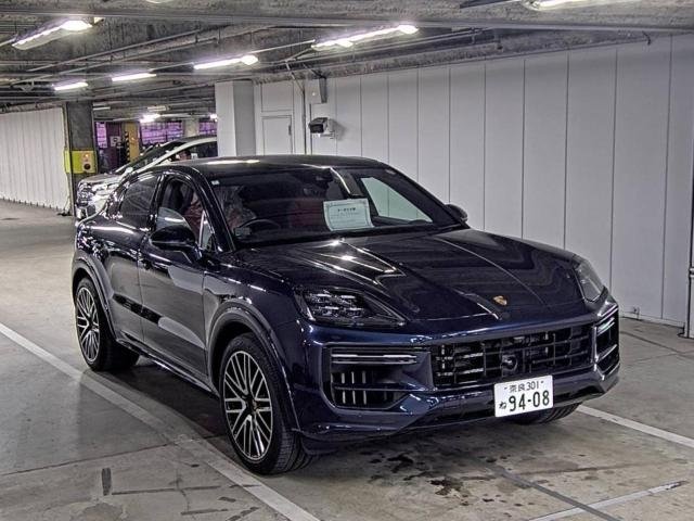 2024 Porsche Cayenne Turbo E-Hybrid Coupe