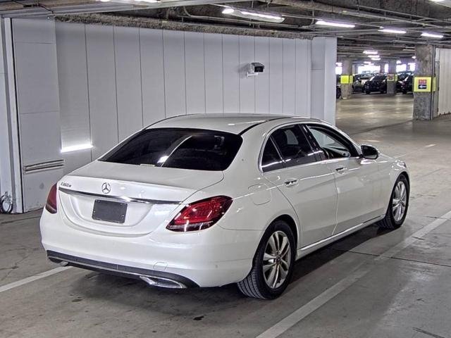 
								2019 Mercedes-Benz C220d Avantgarde full									