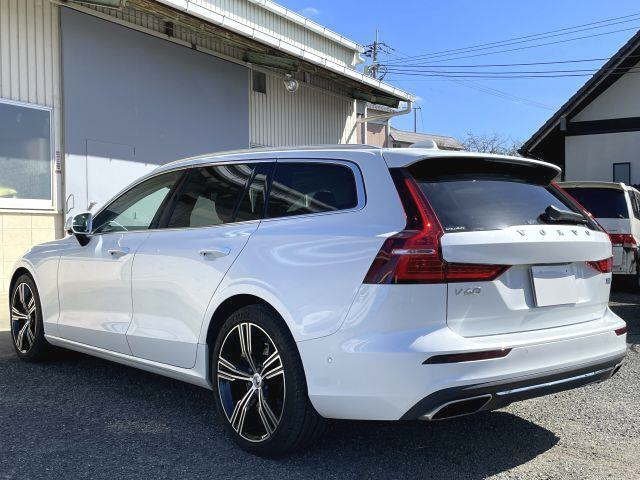 
								2020 Volvo V60 T5 Inscription full									