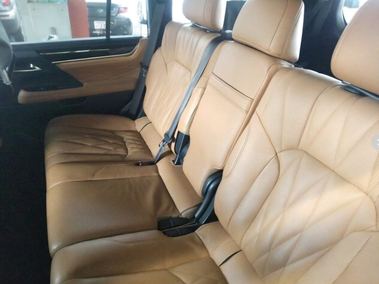 2020 Lexus LX570 Black Sequence