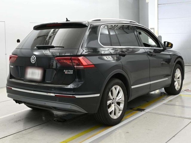 
								2019 Volkswagen Tiguan 2.0 TDI 4motion Highline full									
