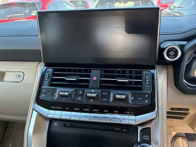 
								2023 Toyota Land Cruiser 300 ZX full									