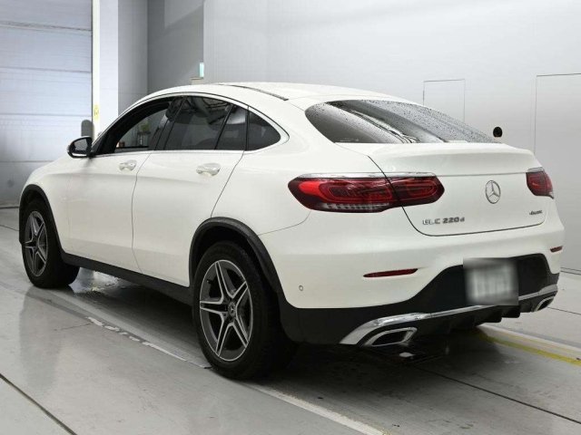 
								2021 Mercedes-Benz GLC220d Coupe 4Matic AMG Line full									