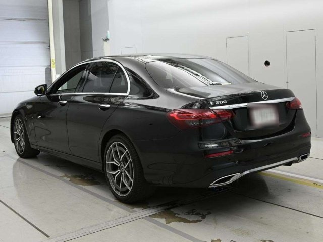 
								2021 Mercedes Benz E200 Sports Exclusive Package full									