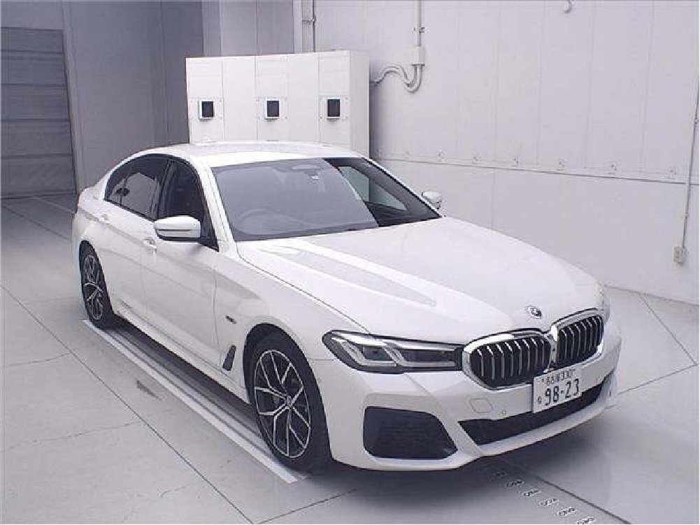 2022 BMW 5 Series 530e M Sport