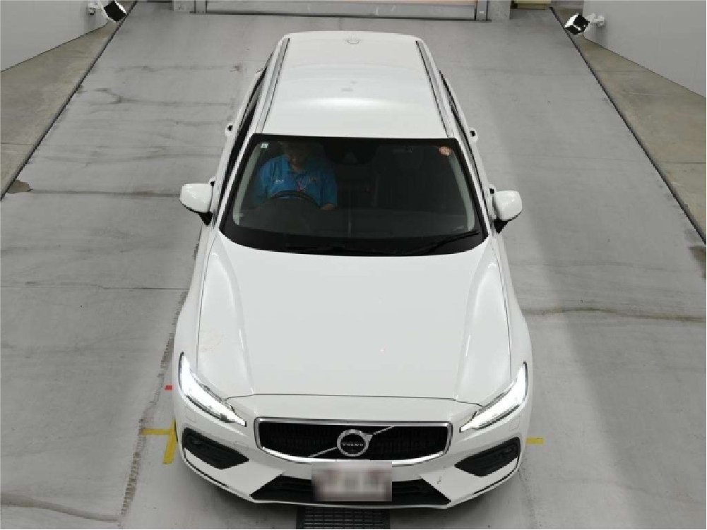 2019 Volvo V60 T5 Momentum