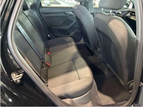 
								2021 Audi A3 Sedan 30 TFSI full									