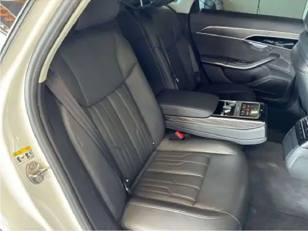 
								2019 Audi A8 55 TFSI Quattro full									