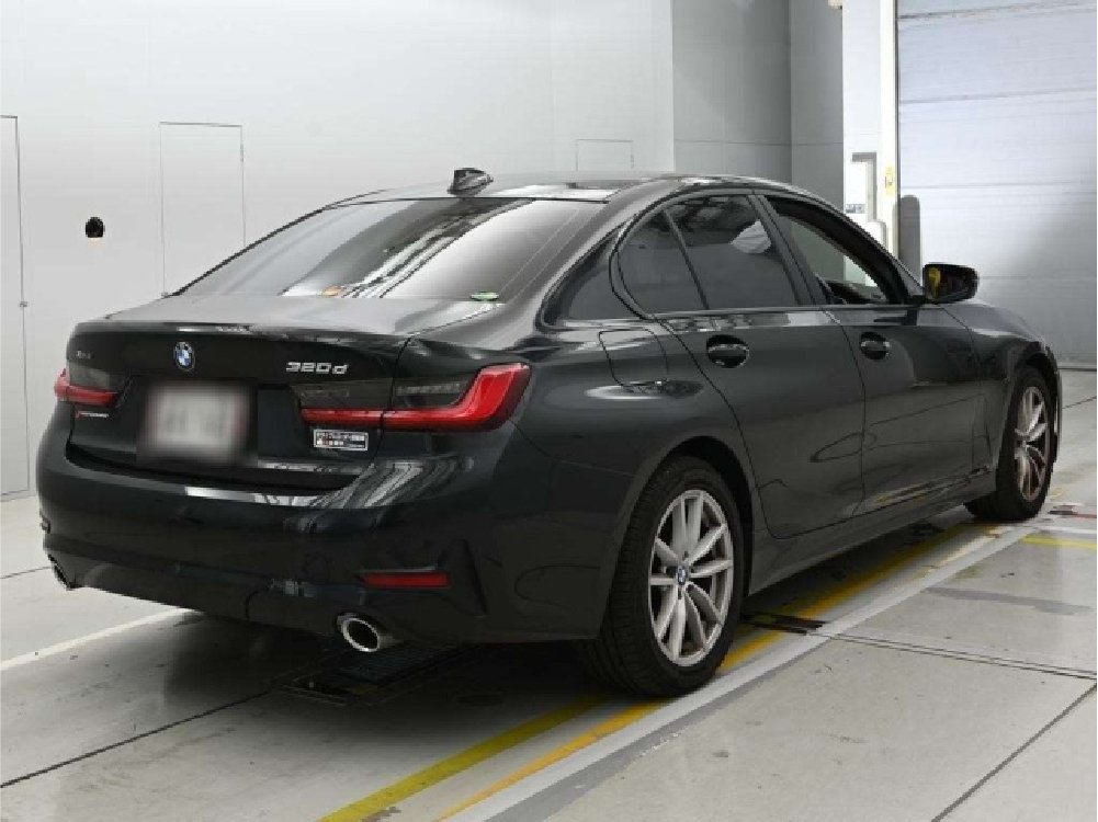 
								2021 BMW 3 Series 320d xDrive M Sport full									