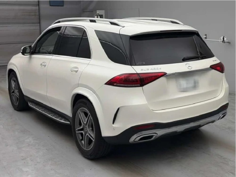 
								2020 Mercedes GLE400d 4Matic Sport full									