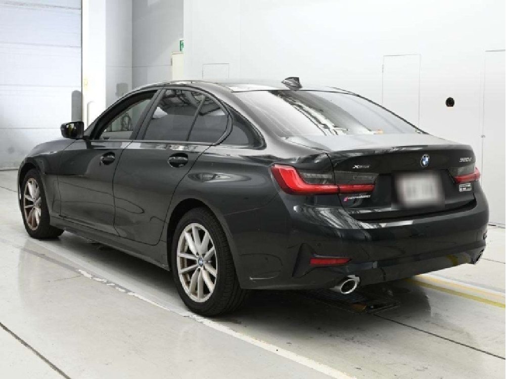 
								2021 BMW 3 Series 320d xDrive M Sport full									