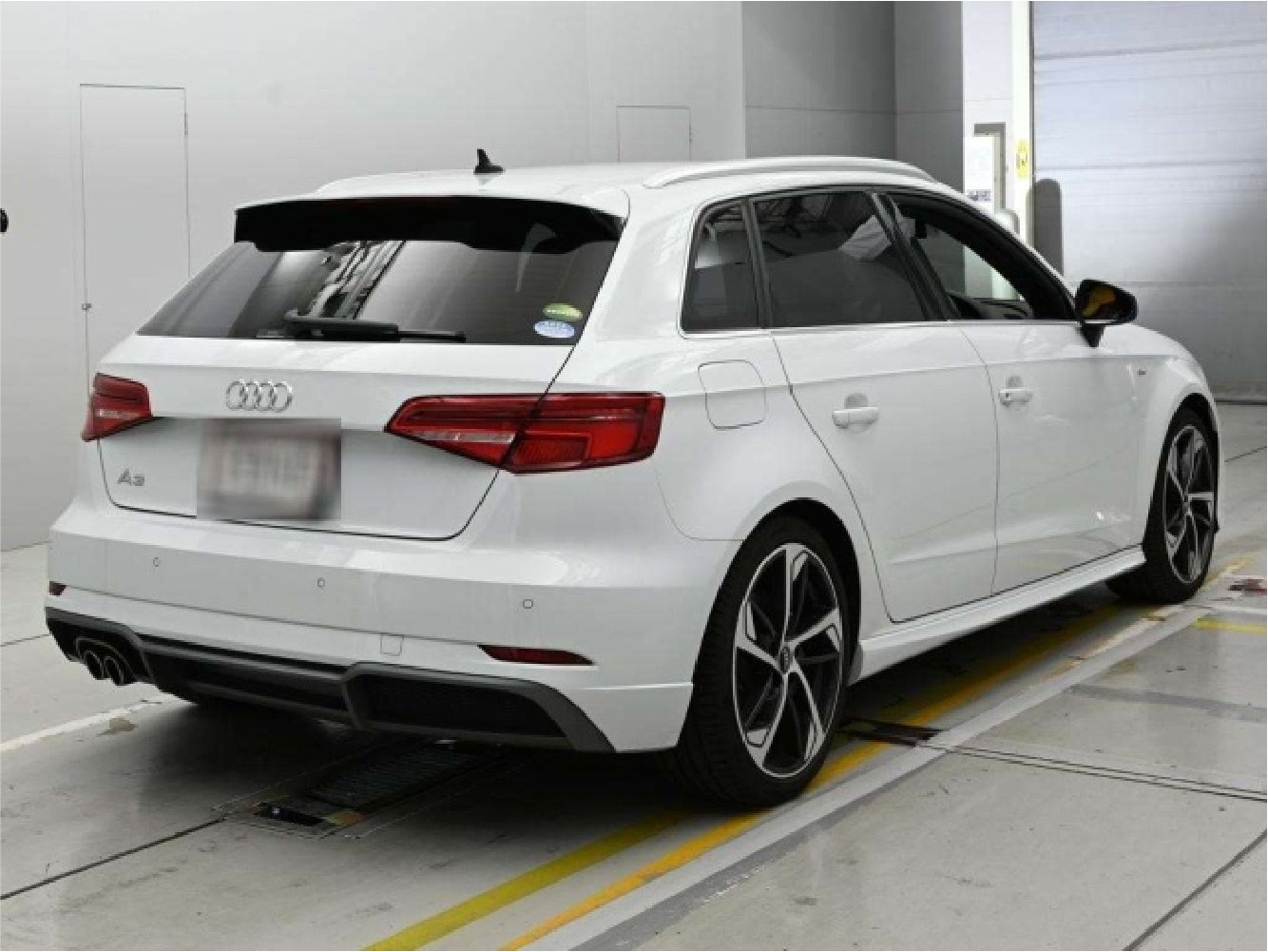 
								2019 Audi A3 Sportback 30 TFSI Sports full									