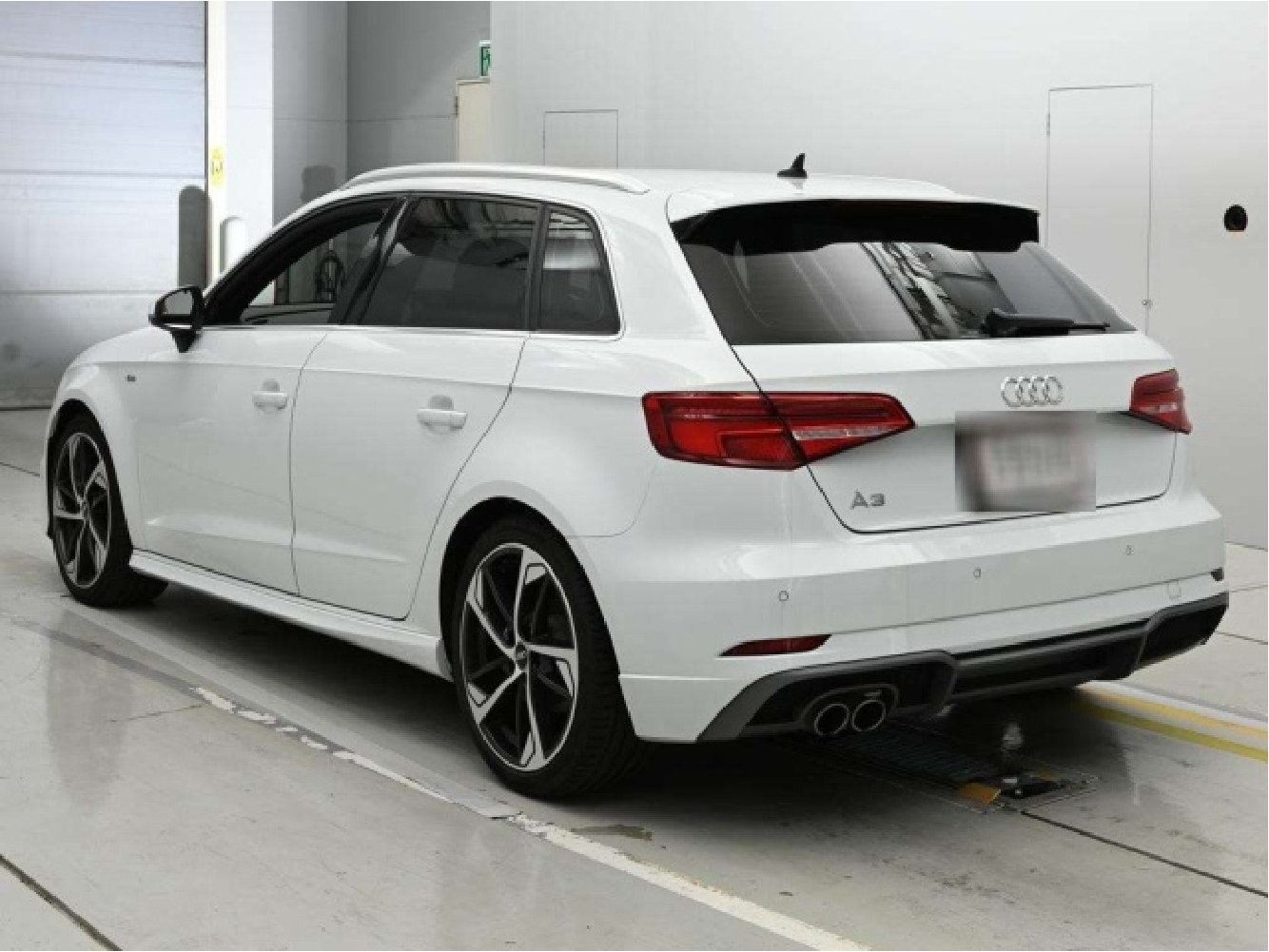 
								2019 Audi A3 Sportback 30 TFSI Sports full									