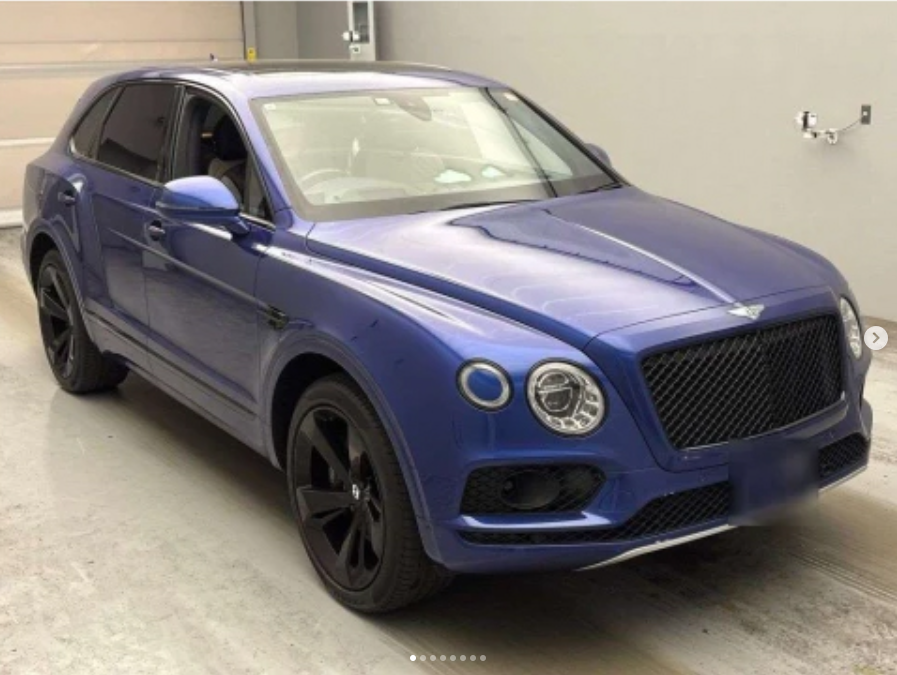 Bentley Bentayga Marina Driving Spec