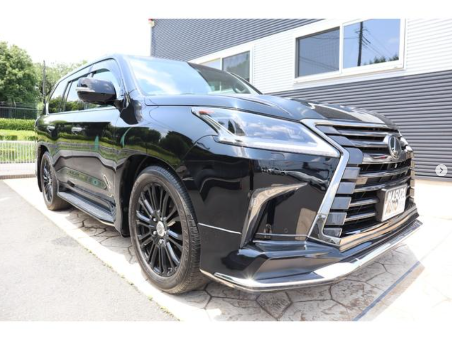 2020 Lexus LX570 Black Sequence