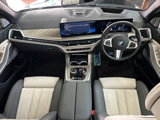 2023 BMW X7 40d xDrive M Sport