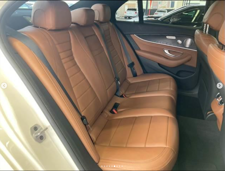 
								2019 Mercedes Benz E220d Avantgarde AMG Line full									