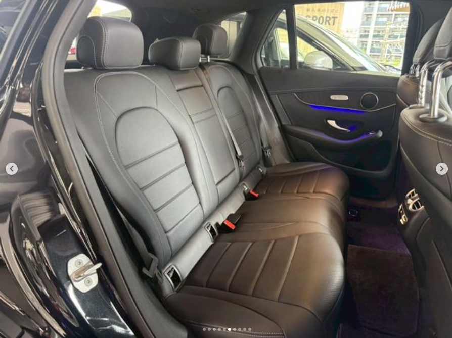 
								2020 Mercedes Benz GLC220d 4Matic Night Edition full									