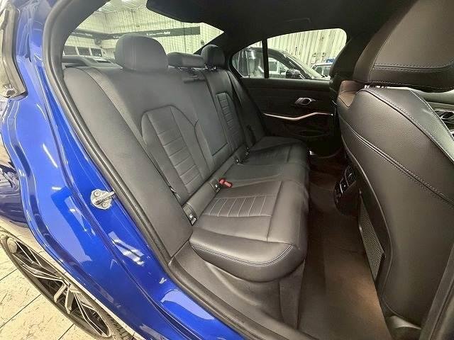 
								2020 BMW 3 Series 320d xDrive M Sport full									