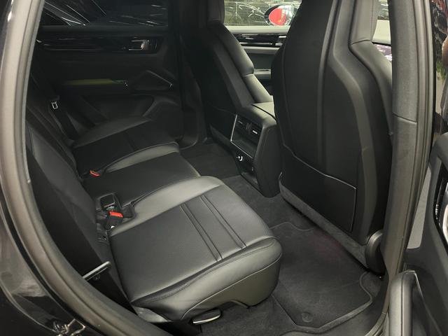 2019 Porsche Cayenne Base Grade
