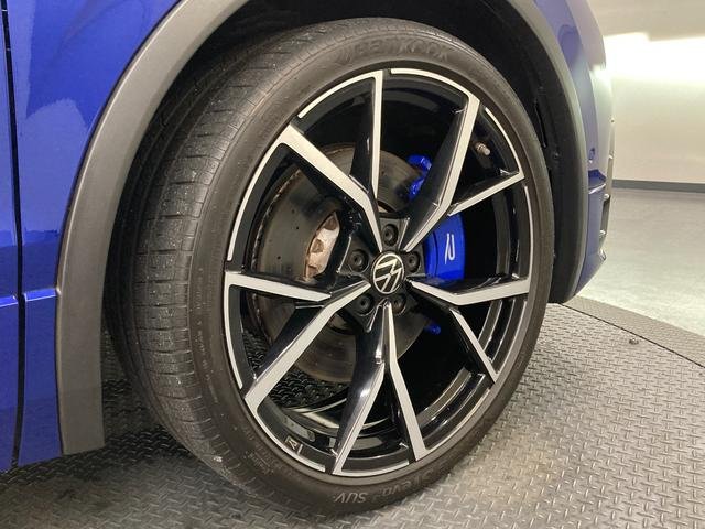
								2021 Volkswagen Tiguan R full									