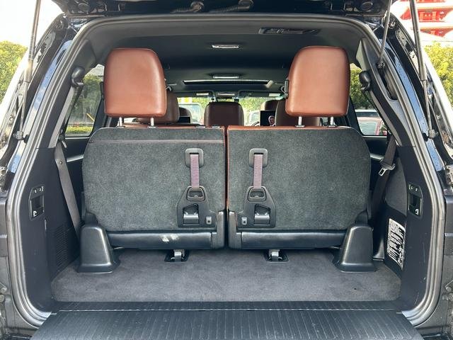
								2020 Mercedes Benz GLC220d 4Matic Night Edition full									