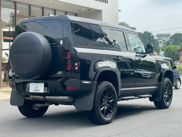 
								2021 Land Rover Defender 110 S D300 full									