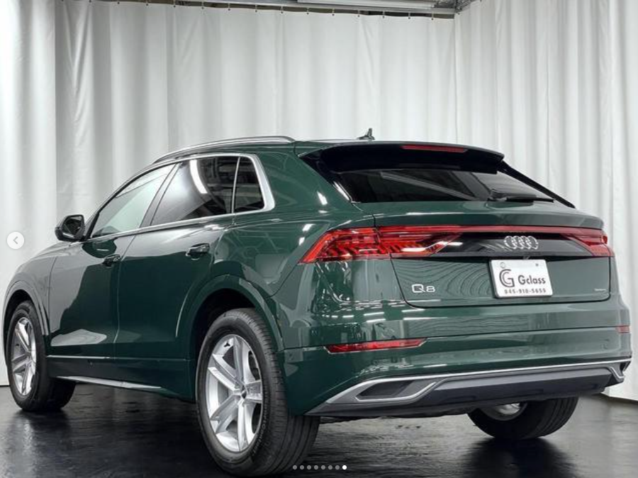 
								Audi Q8 55 TFSI Quattro Package Luxury full									