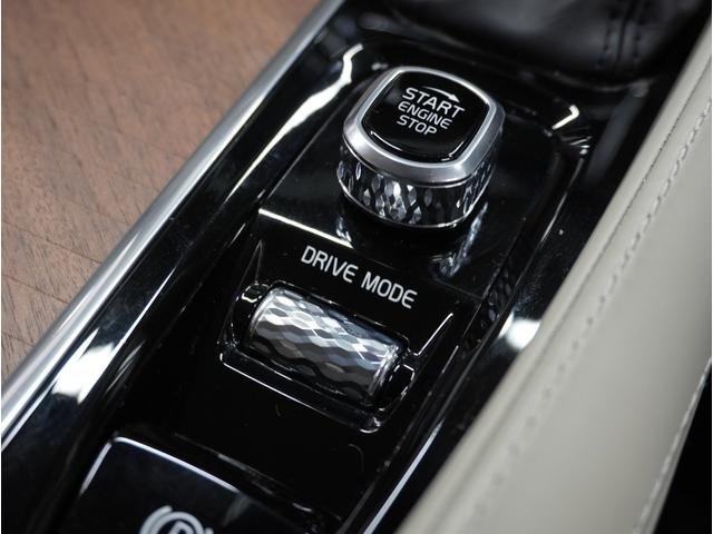 
								2019 Volvo XC90 D5 AWD Inscription full									