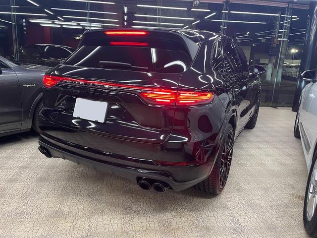 
								2019 Porsche Cayenne Base Grade full									